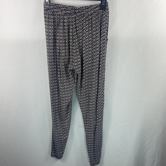 Elisa Immagine Black and White 100% Cotton Floral Print Lightweight Pants - Picture 2 of 5